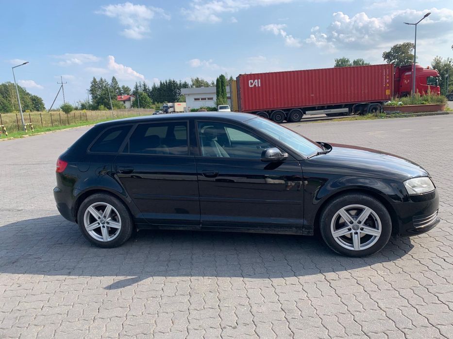 Sprzedam audi A3  lift 1.6 MPI  102km benzyna 2010 r