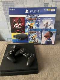 Play Station 4 Slim