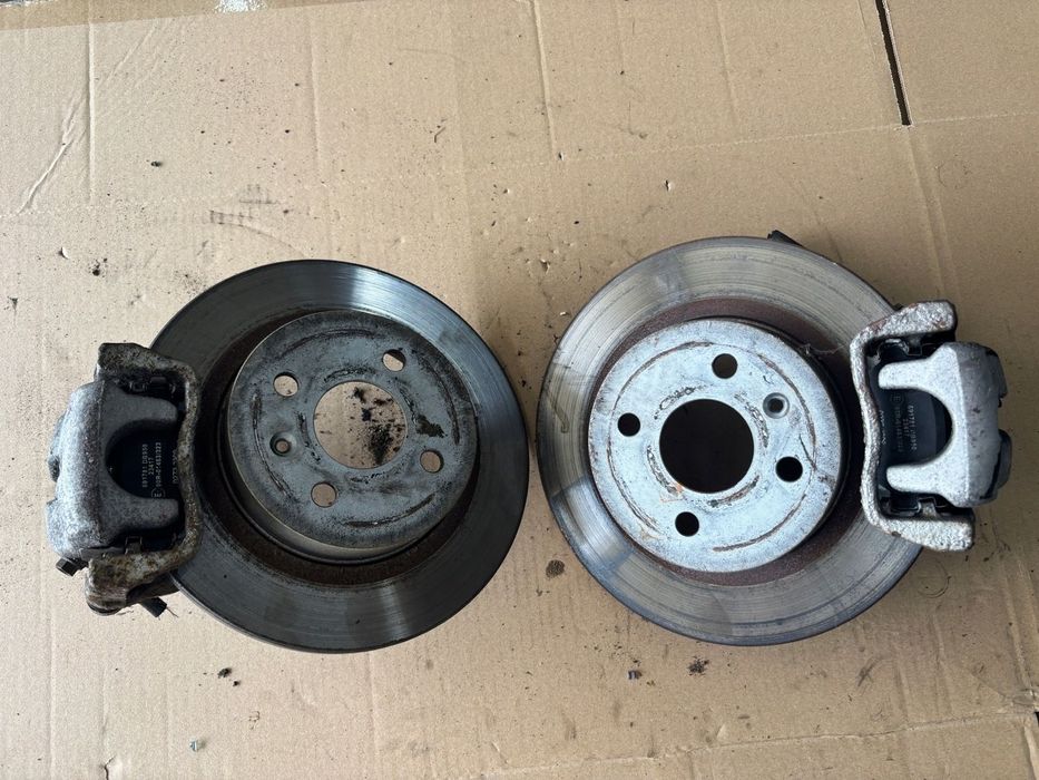 OPEL MERIVA A ZACISKI TARCZE KLOCKI PRAWY LEWY TYŁ KOMPLET JAK NOWE 691781