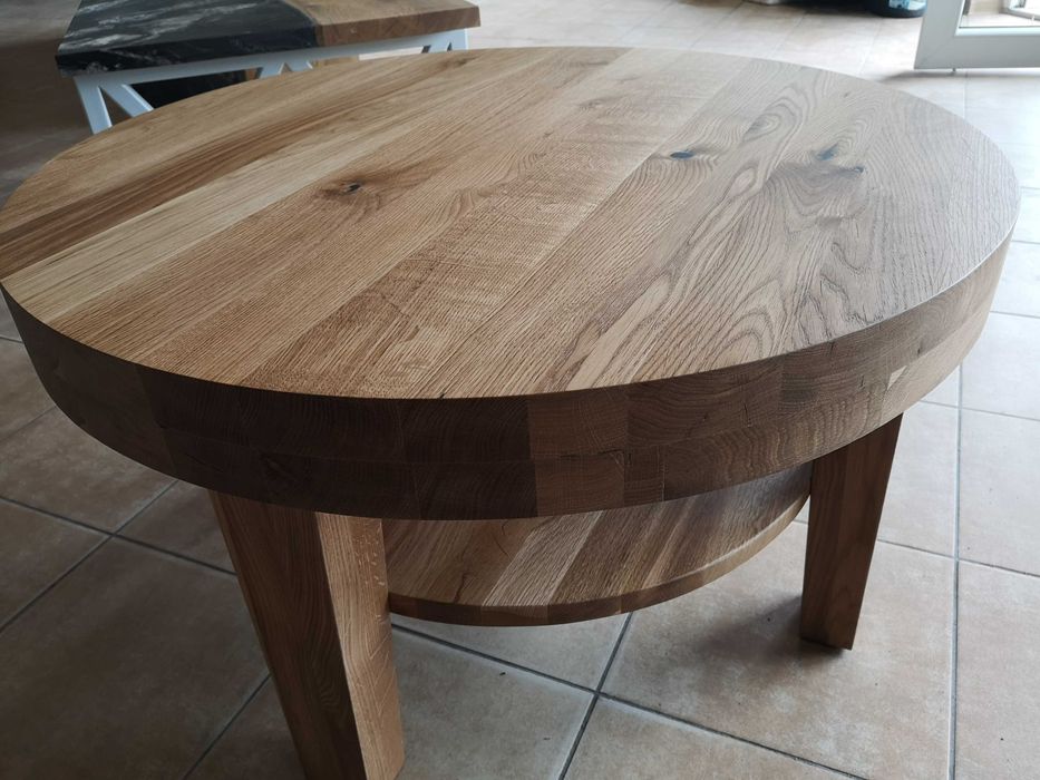 Stoły, stoliki,konsole.