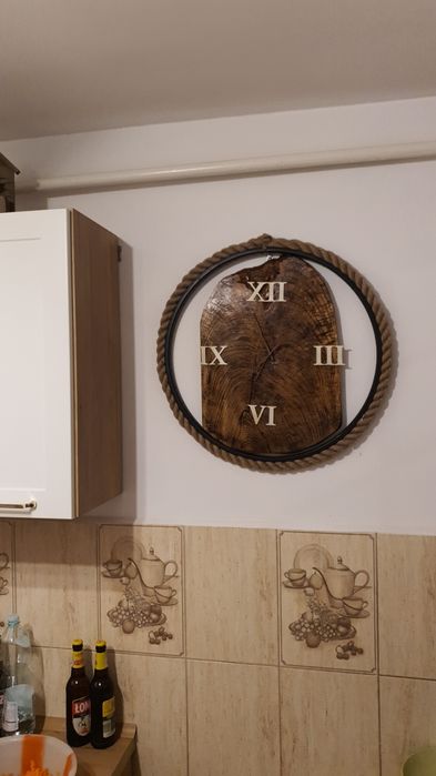 Zegar dębowy ścienny duży .