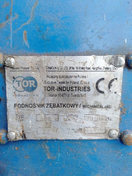 Podnośnik zębatkowy