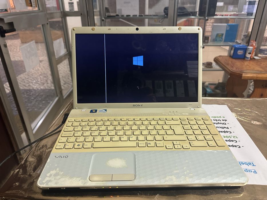 Vendo / Troco portatil sony usado