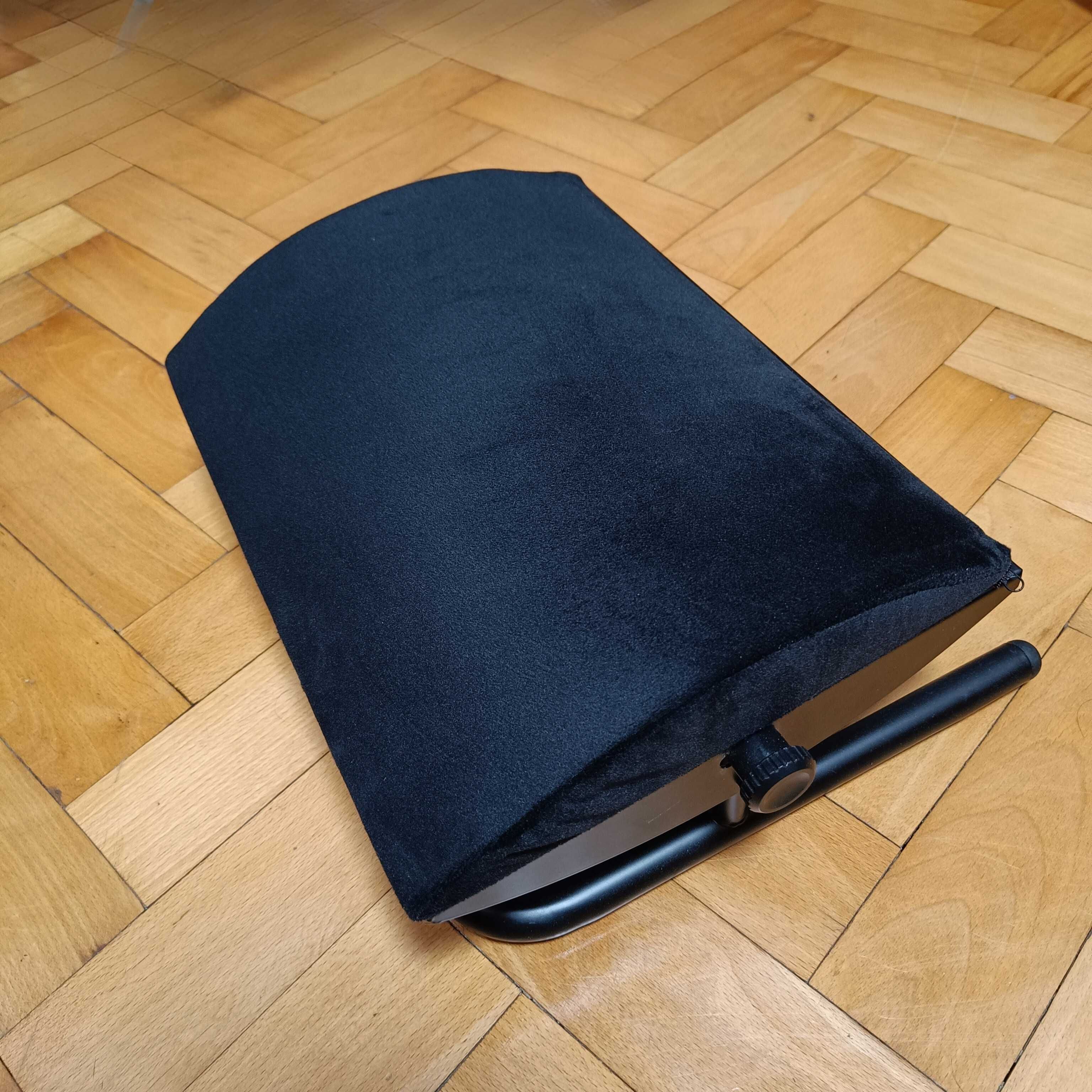 Podnóżek biurowy, metalowy z ustawianiem kąta nachylenia