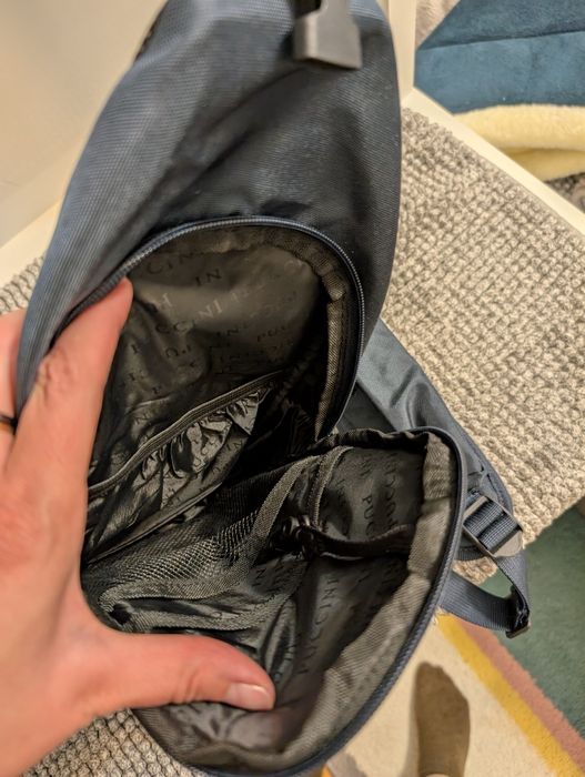 Nerka ciemny granat, Puccini