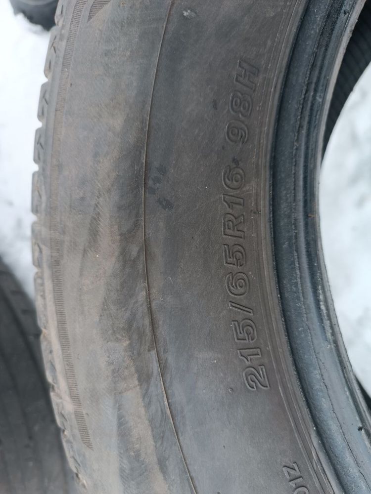 Летняя резина Bridgstone Alenza 215/65R16