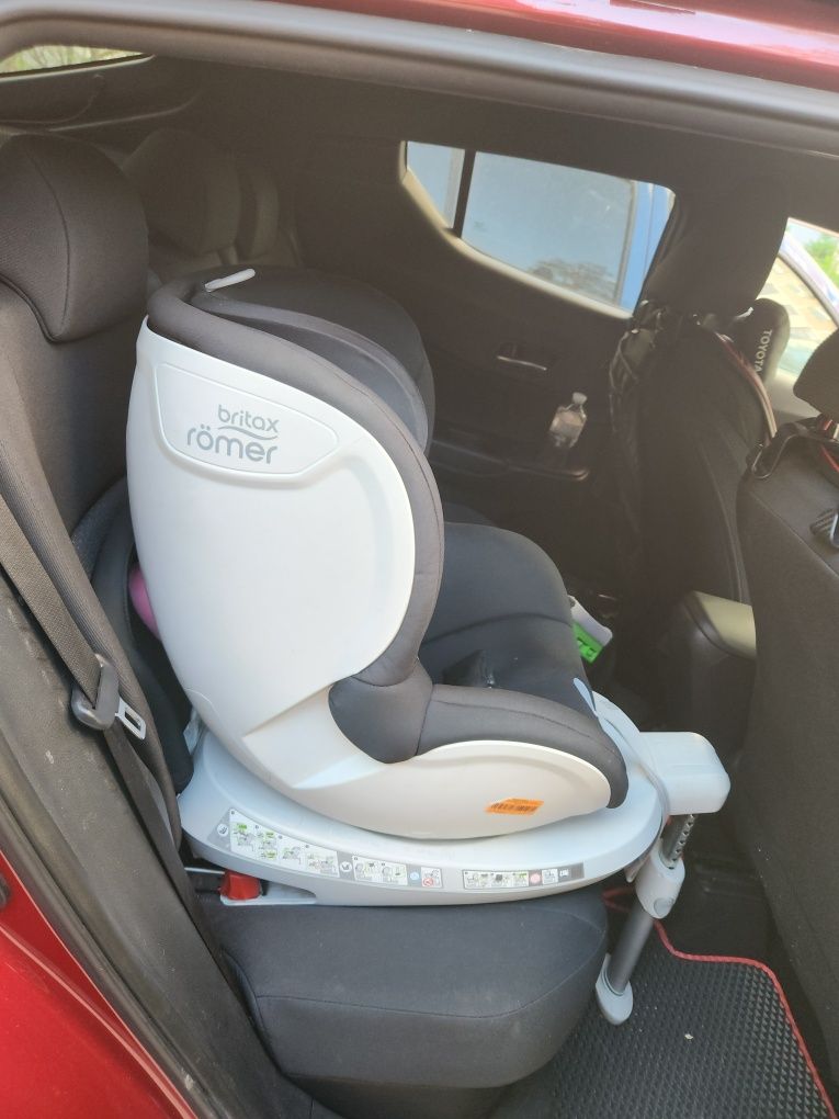 Дитяче топове автокрісло Britax romer dualfix 360 0-4 роки