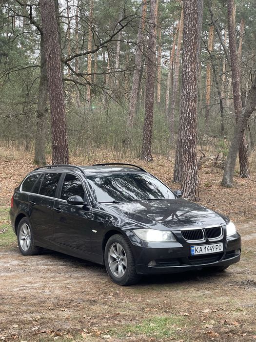 Бмв е91 2.0 бензин в гарному стані