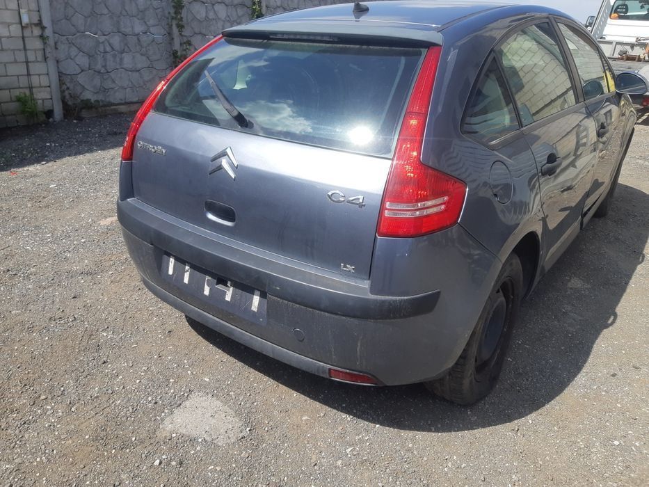 Na części Citroen C4 EZW Silnik Skrzynia Maska Zderzak Drzwi Klapa Szyba