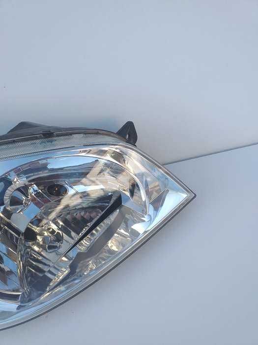 Lampa przednia prawa Hyundai Getz Europa