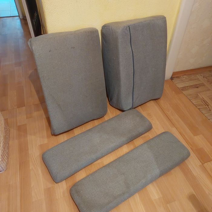 Komplet poduchy na sofę, narożnik, wersalkę itp. wym. szer 66 wys 50cm