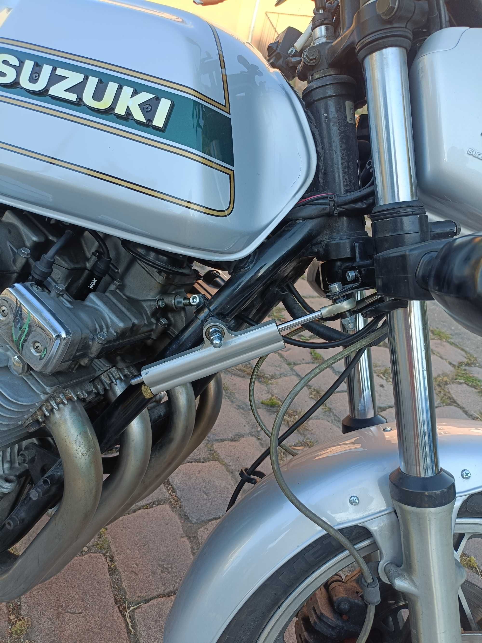 Motocykl Suzuki gsx1100
