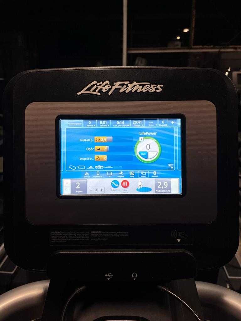 Life Fitness FlexStrider SI Orbitrek trenażer 3 funkcyjny