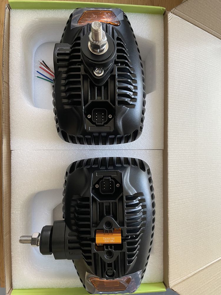 Lampy drogowe LED JCB, John deere, claas, fendt, fastrac (531,541,535)