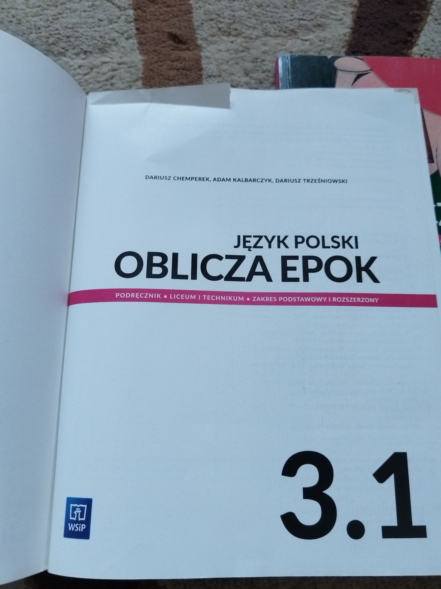 Podręczniki Oblicza epok 3.1 i 3.2.