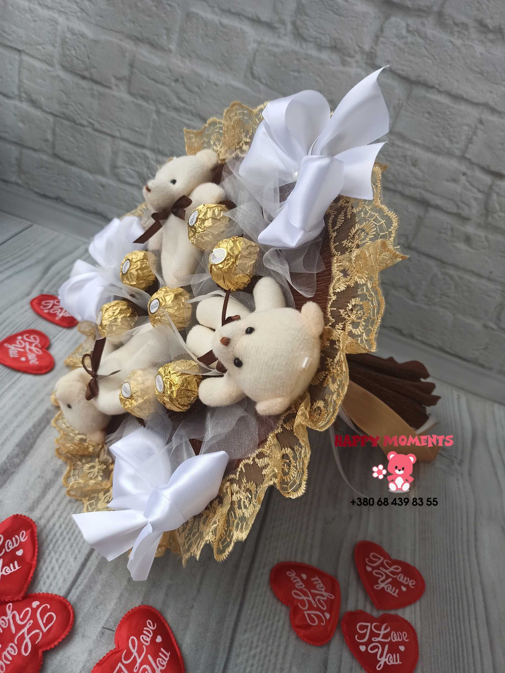 Букет из конфет Ferrero Rocher и мягких игрушек, подарок для девушки