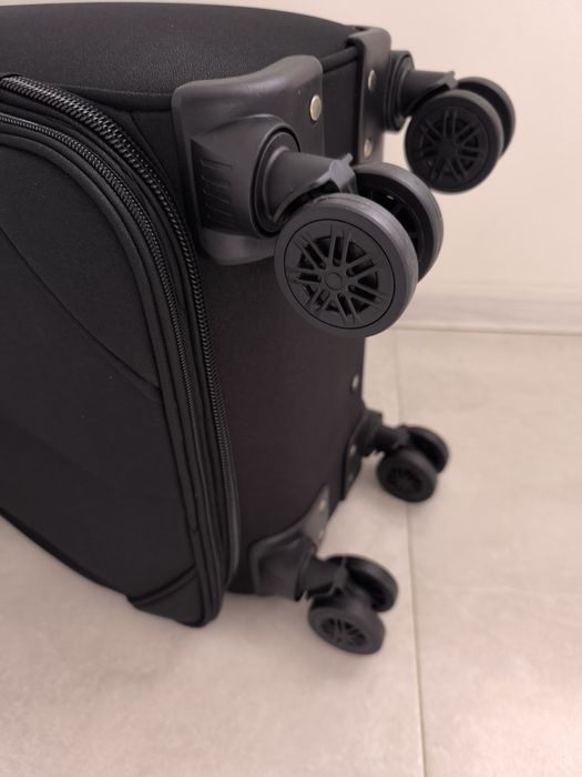 Валіза Oriental Glory, 4 колеса