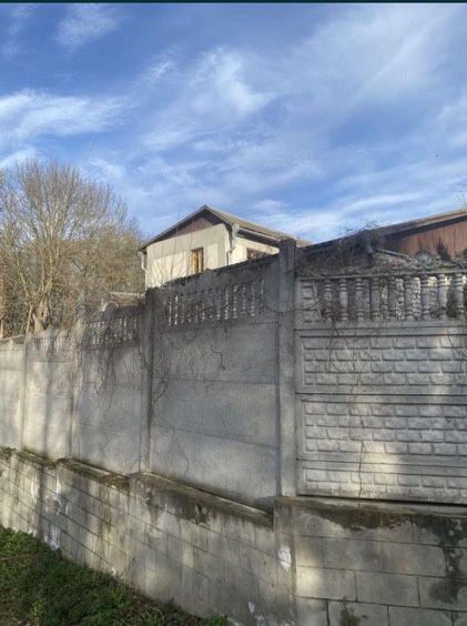 Продаєтся будинок, баня, садок