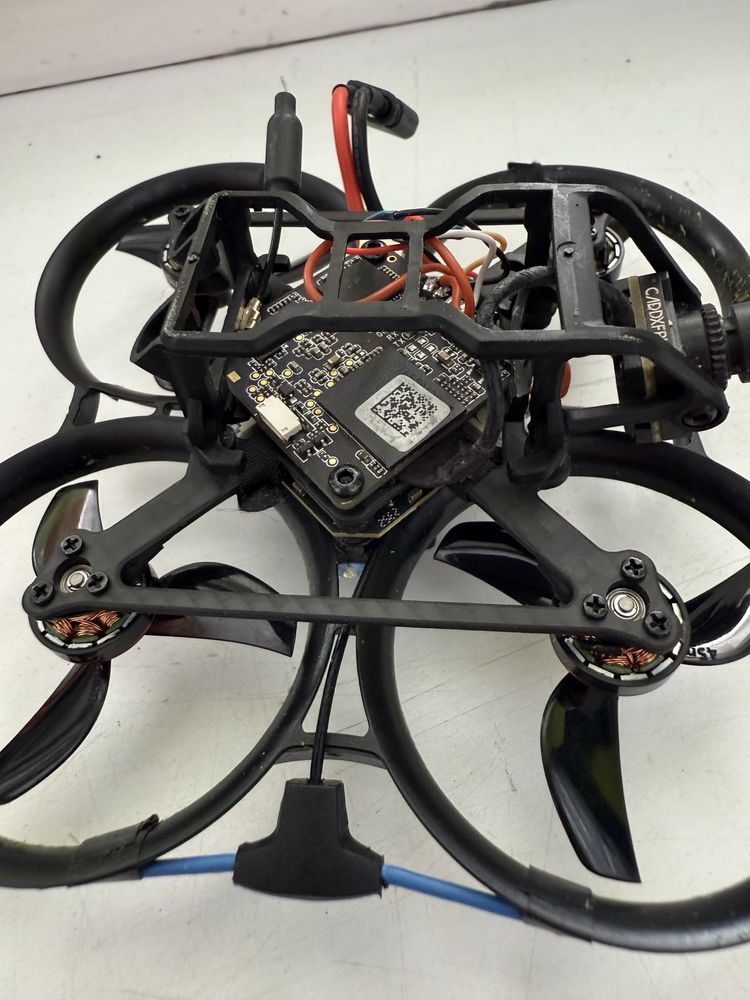 Dron fpv Pavo Pico TBS crossfire Walksnail HD mini 1s 3x aku 2S