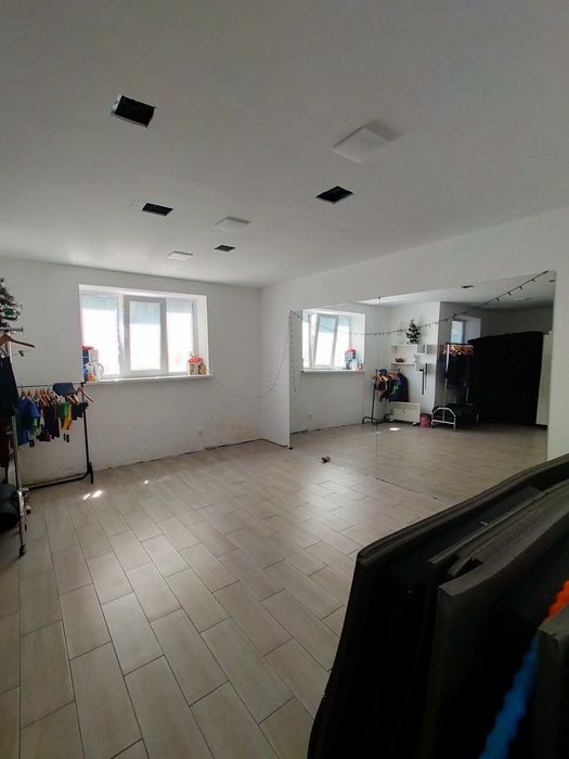 Продам комерційне приміщення в ЖК Софія. Вулиця Миру 9.