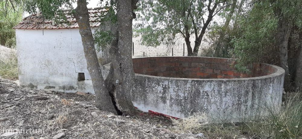Monte Alentejano junto a Mourão