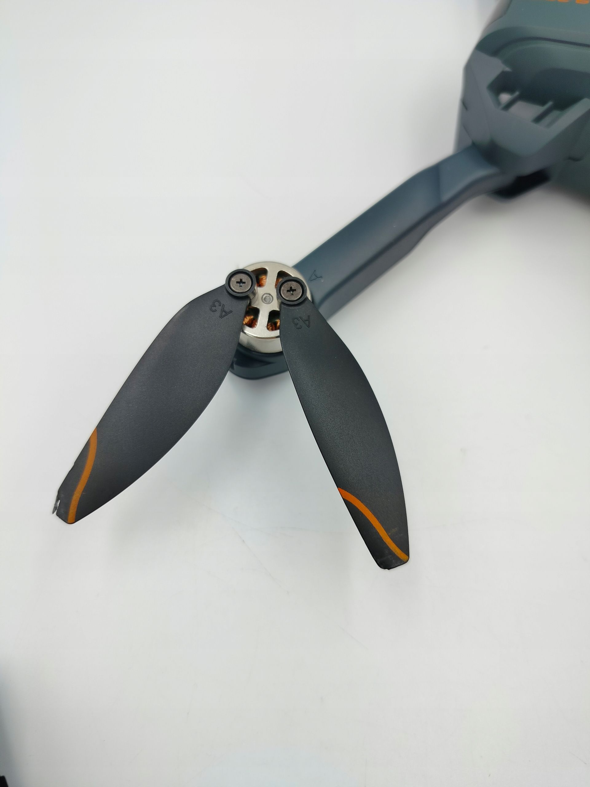 Mini Dron Z Kamerą 1080P Ycrc Wrj A9