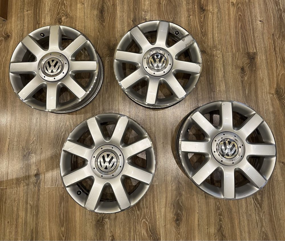 Продам оригинальные диски Volkswagen R16