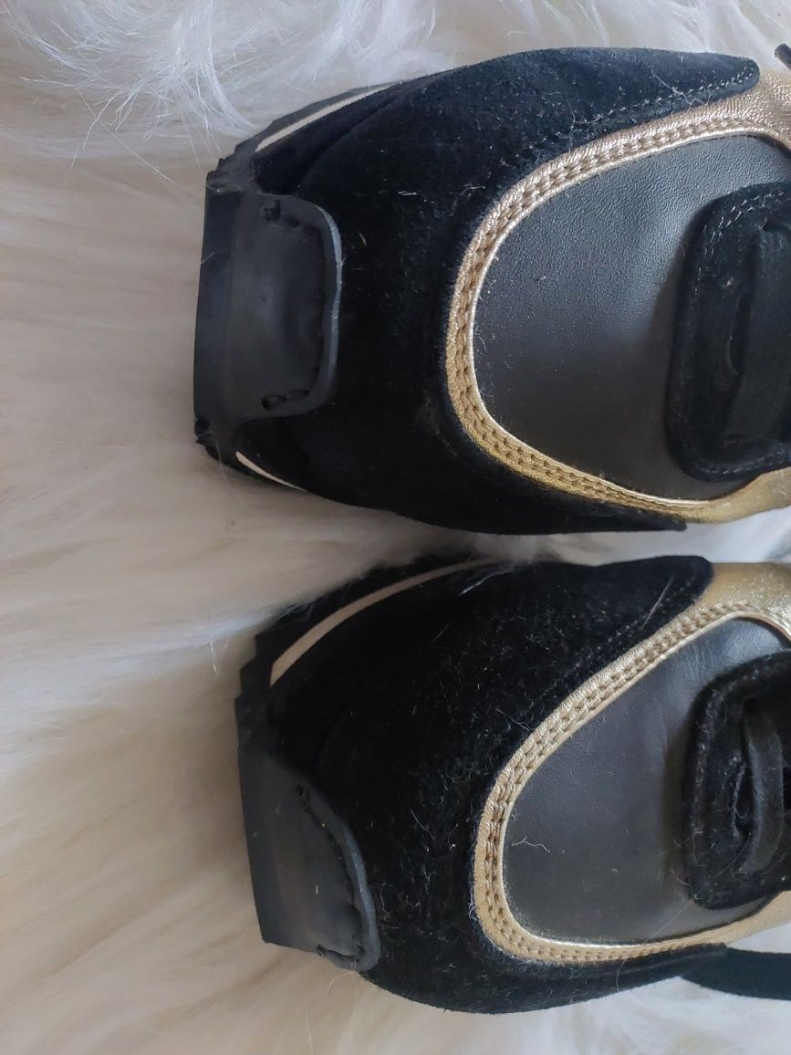 Кросівки Le Sila, в ідеальному стані, р 38, ціна  - 1200 грн