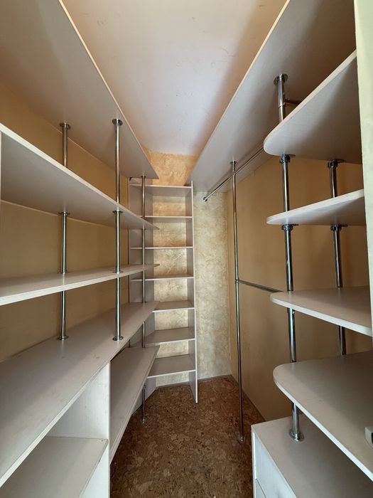 Продам 3 комн кв на Северной Салтовке