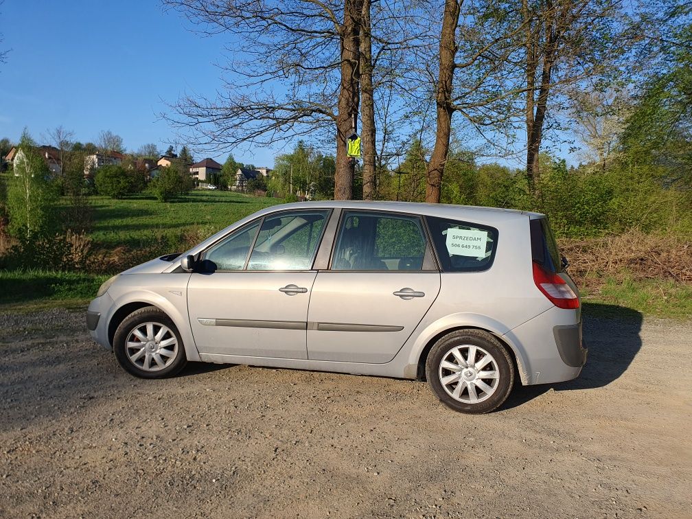 Renault Grand Scenic II 2 2004r 1.9dci 7osobowy