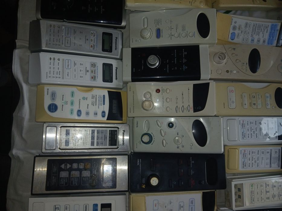 Панель керування,клавіатура мікрохвильовки