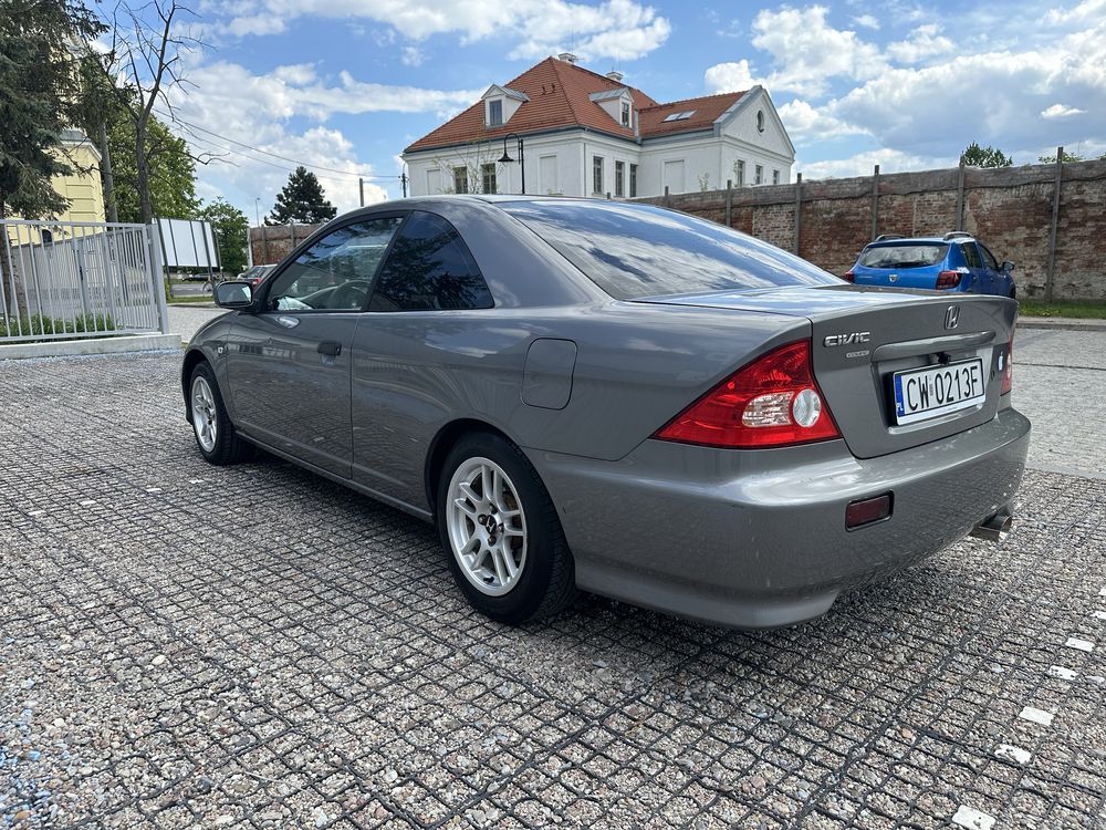 Sprzedam Honde Civic 1.7 benzyna 125km