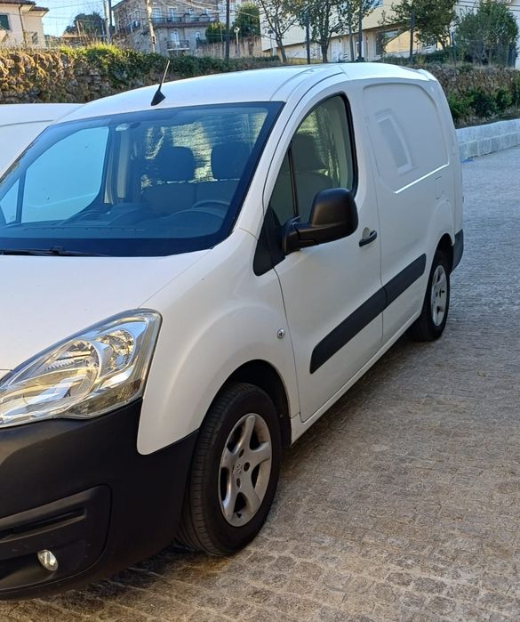 Peugeot partner longa como nova!