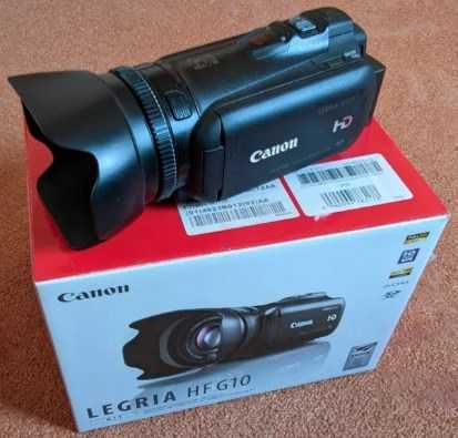 Відеокамера Canon legria HF G10