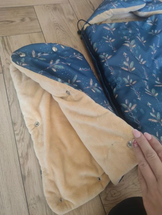 Cudny śpiworek do spacerówki + mufka