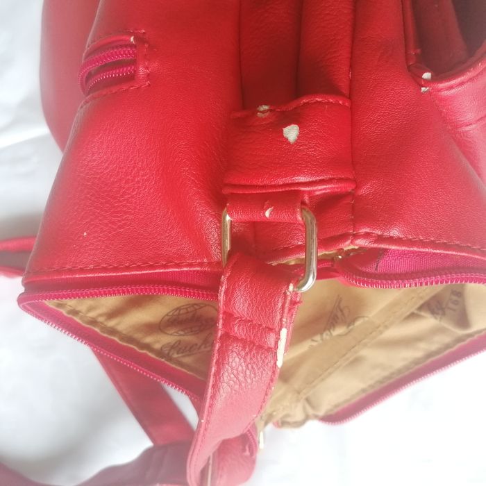 Torebka czerwona skóropodobna