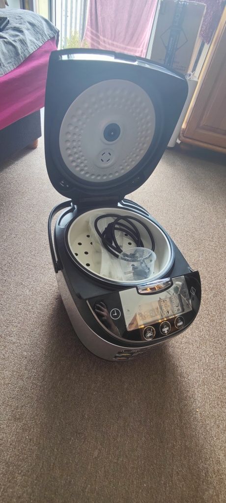Russell Hobbs multicoocker