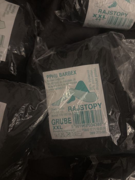 16x rajstop w różnych rozmiarach i grubościach