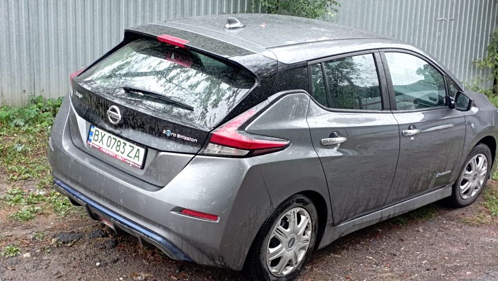 Nissan Leaf 2019 II  •