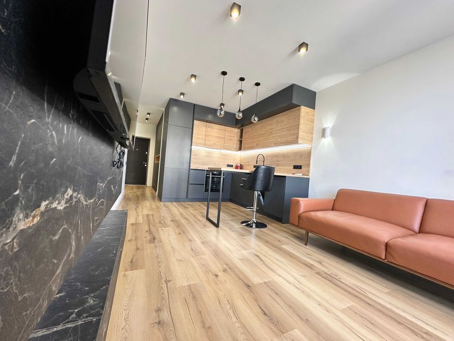 Оренда. ЖК Seven(Севен). Дніпровська наб. 18А (будинок з генератором)