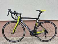 Rower szosowy Pinarello Gan, full carbon, Shimano 105