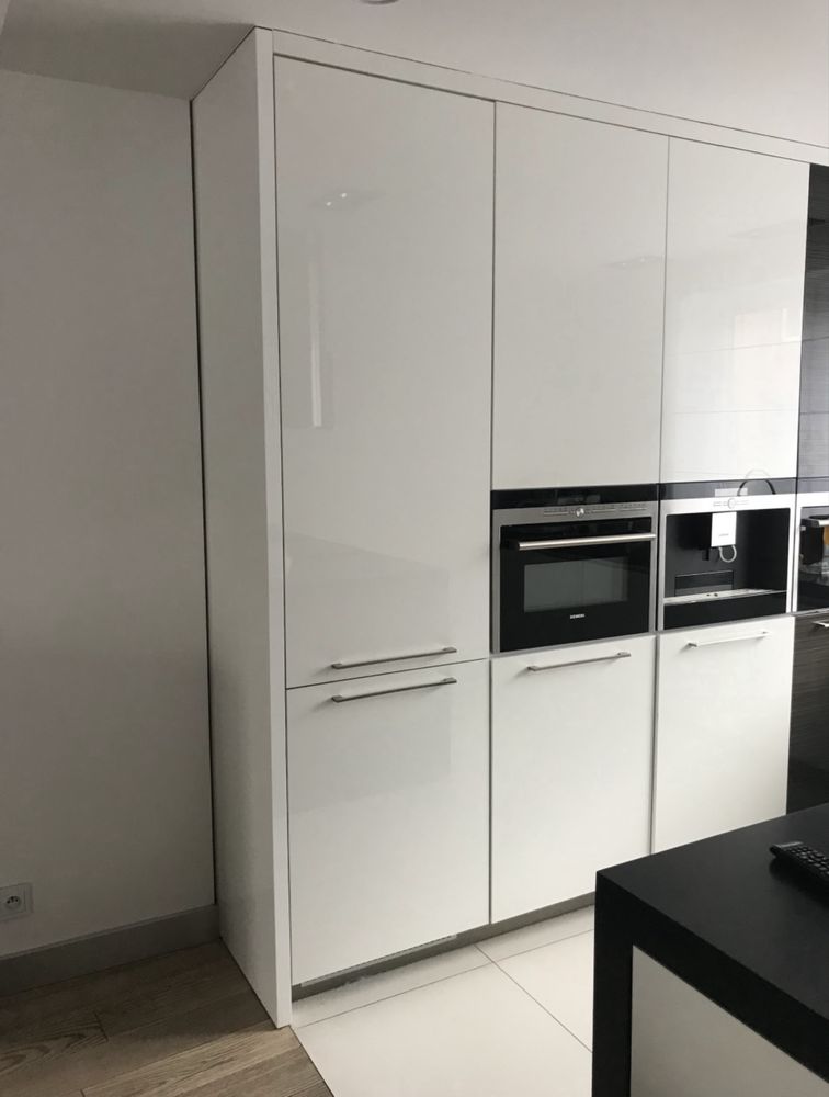 Lodówk SIEMENS no frost do zabudowy w pelni sprawna