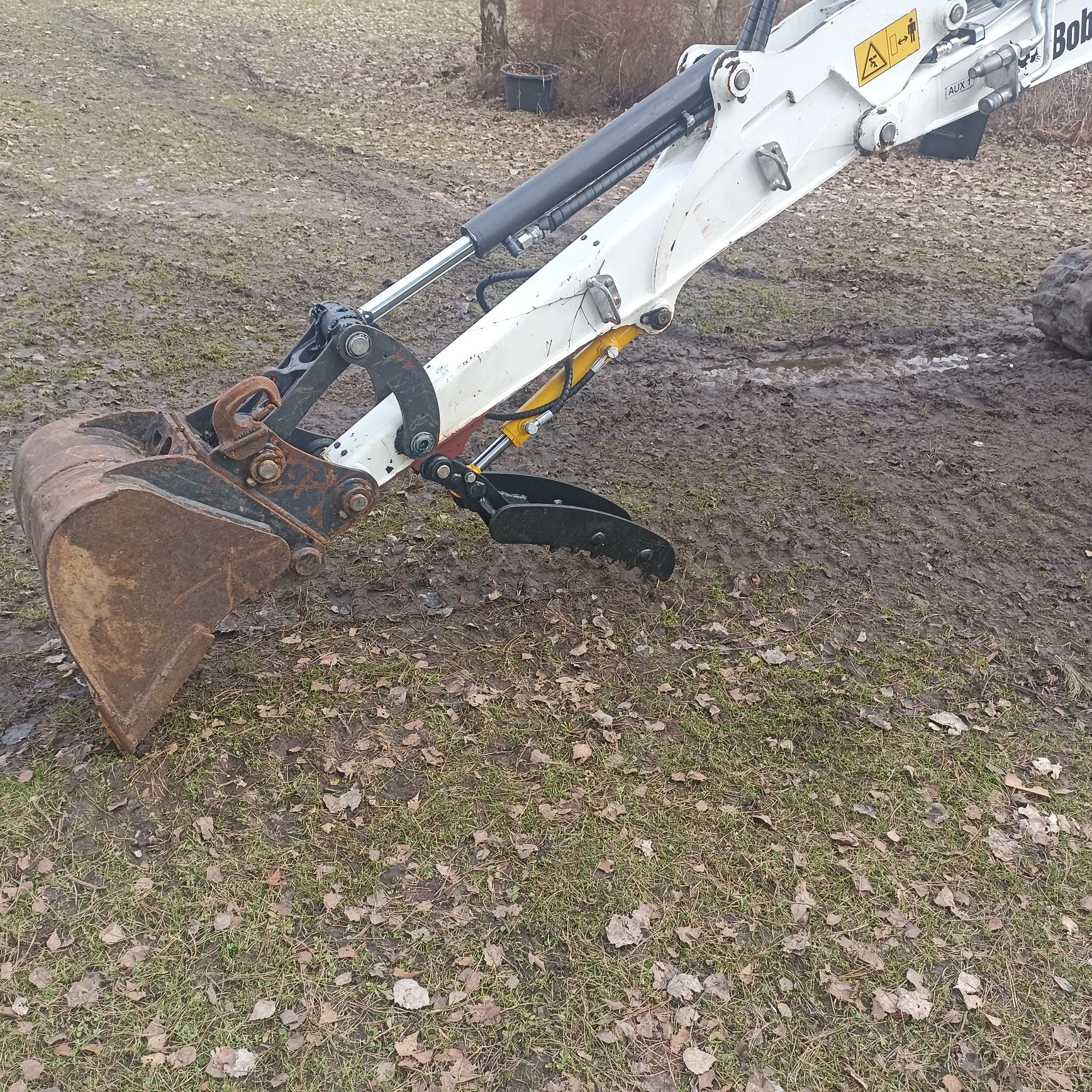wypożyczalnia wynajem minikoparka 3 tony mini koparka bobcat jcb cat