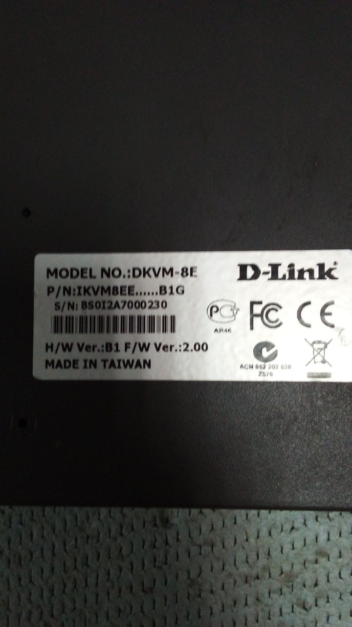 Swith D-Link DKVM-8E