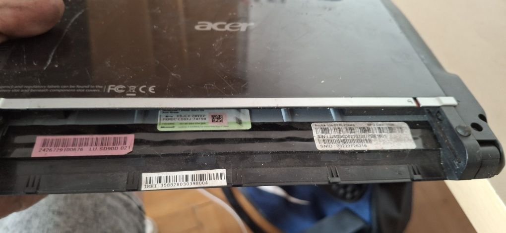 Acer Aspire One, linię netbooków i laptopów