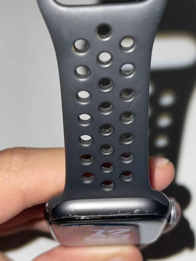 Продам часы Apple Watch 5 Nike 44mm