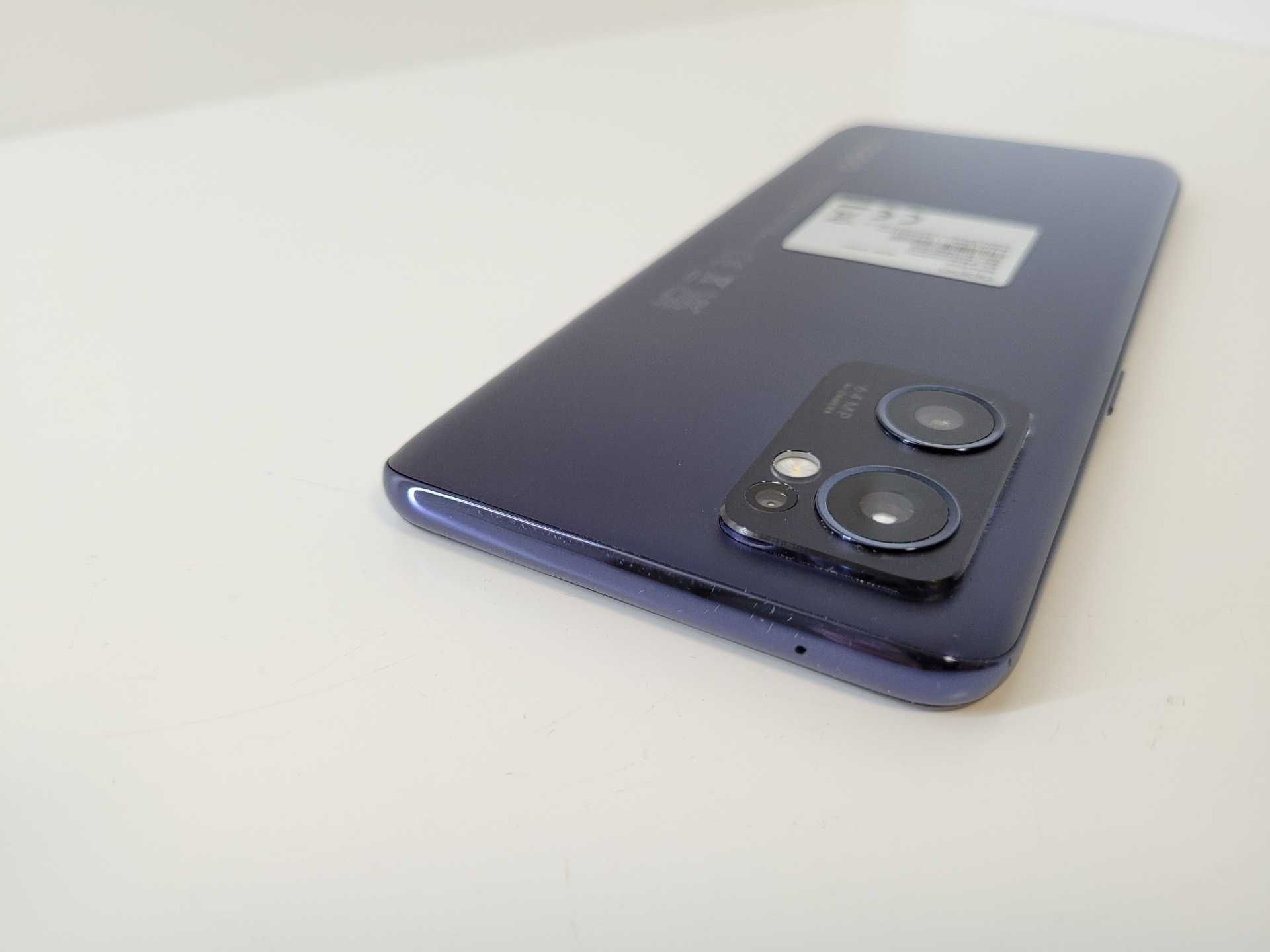 Oppo Reno7 5G smartfon