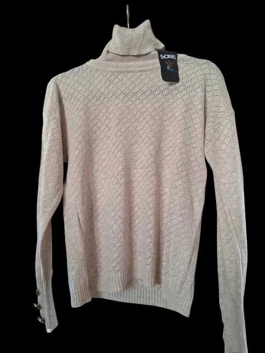 Golfik Sobe
L / 40 / 12·Nowy z metką·