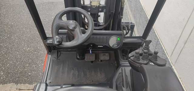 Empilhador Elétrico 2500kg Linde E30 4,5m