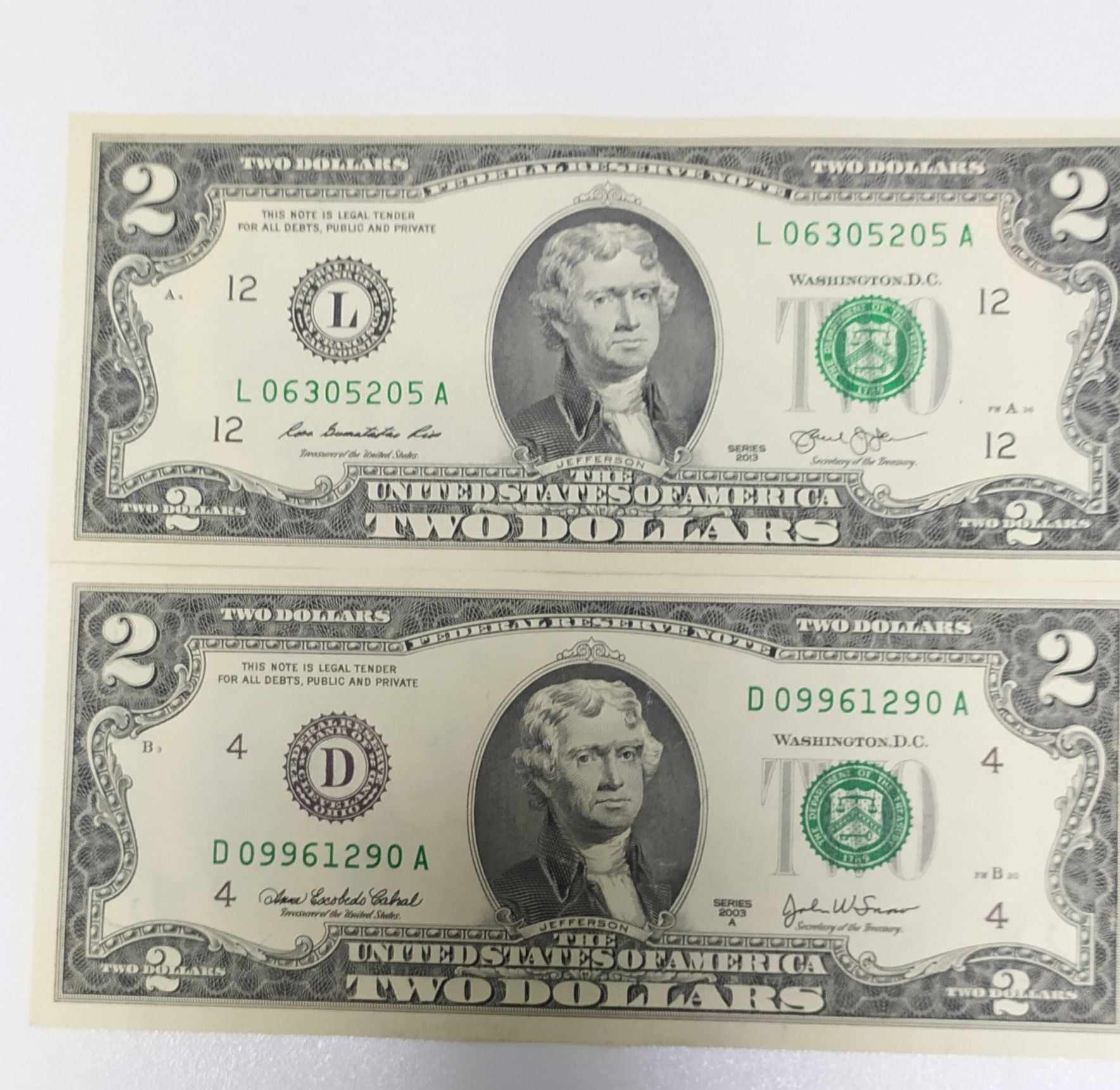 1 и 2 доллара банкноты разные  года